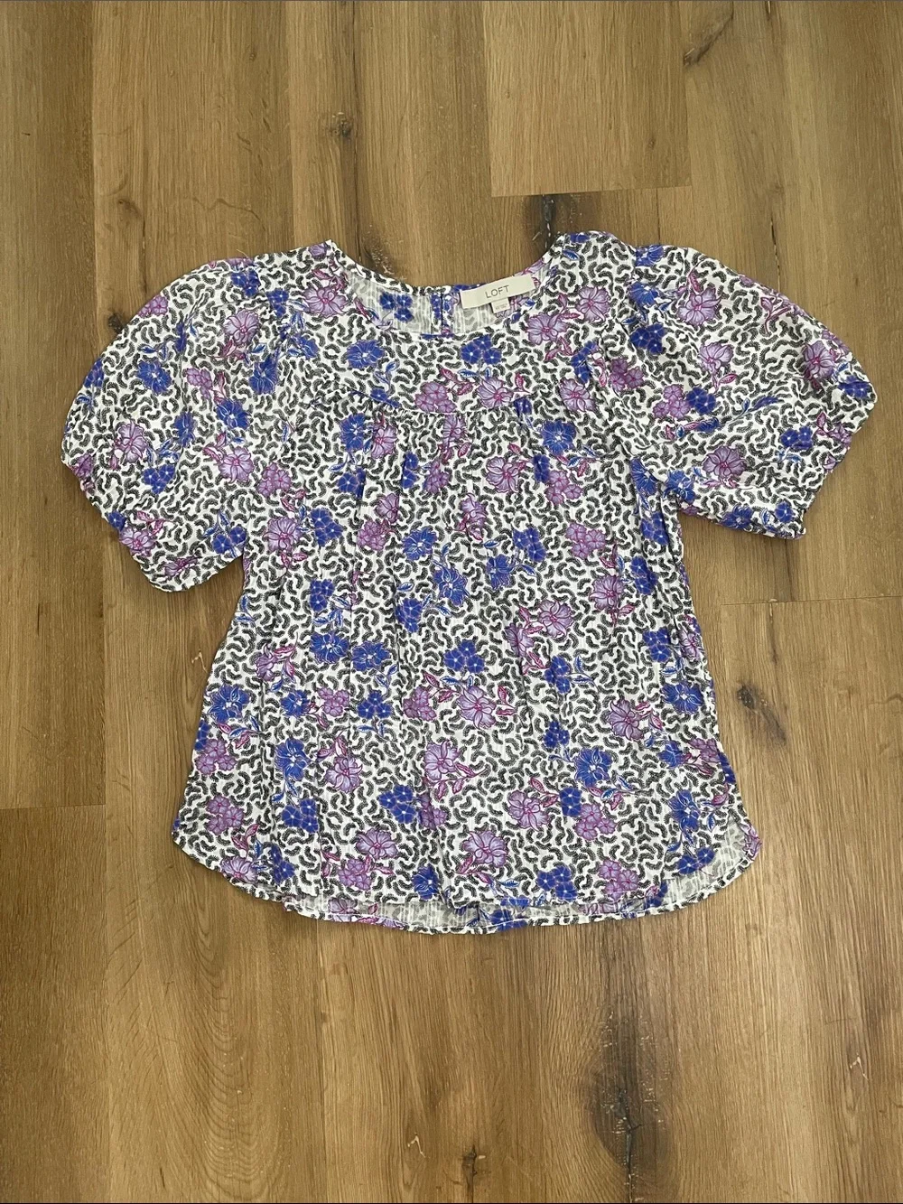 LOFT Floral Puff Sleeve Top in Purple, Blue & White
